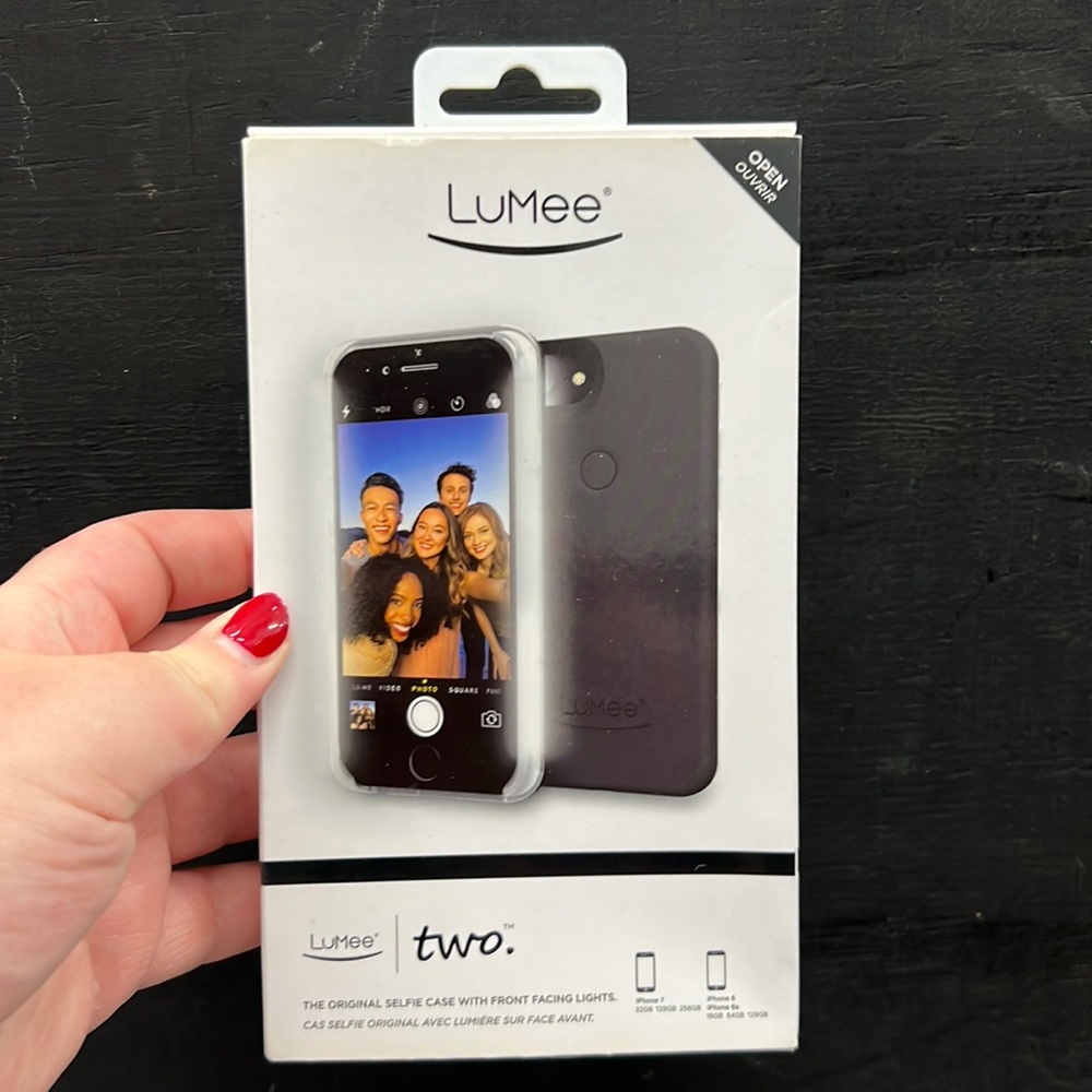Smartphone Case with front facing professional quality lighting!